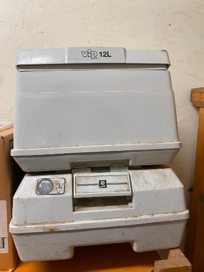PORTABLE TOILET WITH HOLDING TANK DEODORANT