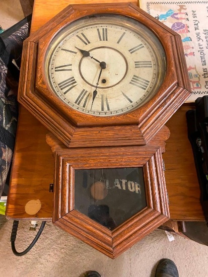 VINTAGE WALL CLOCK