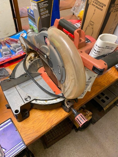 COMPOUND MITRE SAW