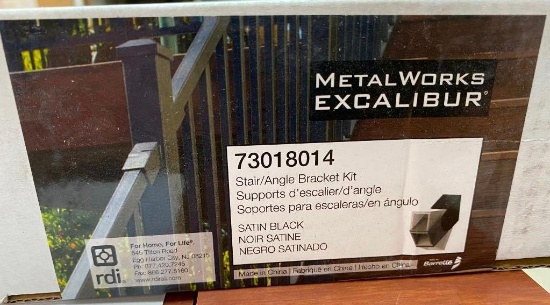 METALWORKS STAIR / ANGLE BRACKET KIT, SATIN BLACK