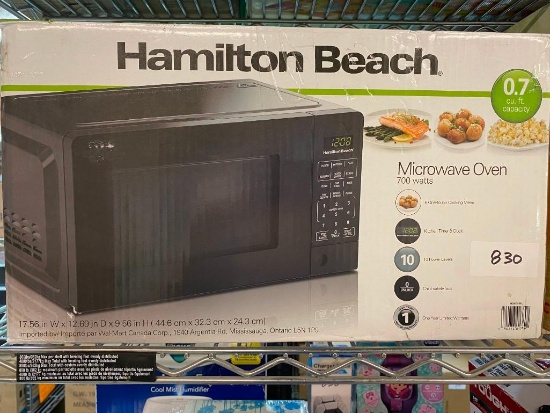 HAMILTON BEACH 700 W MICROWAVE OVEN, 0.7 CU FT