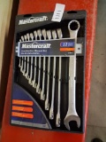 MASTERCRAFT COMBINATION WRENCH SET - LOOKS NEW
