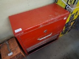 TOP AND BOTTOM BENCH TOOL BOX