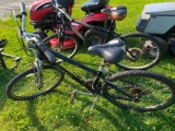 LADIES' BIKE IN GREAT SHAPE
