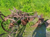 2 FURROW MOLDBOARD PLOW