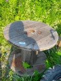 SMALL WOODEN SPOOL