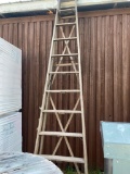 12 FT WOODEN STEP LADDER