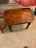 17.5 IN X 22 IN SIDE TABLE