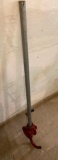 HAND-CRANK BARREL PUMP