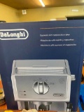 DELONGHI ESPRESSO AND CAPPUCCINO MAKER