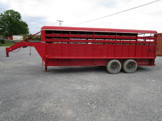 K-BAR 20' GOOSENECK LIVESSTOCK TRAILER