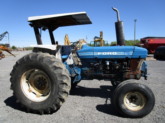 FORD 7610 TRACTOR