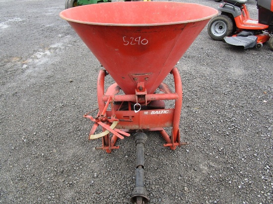 Baltic 3pt Seeder