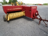 New Holland 311 SQ Baler
