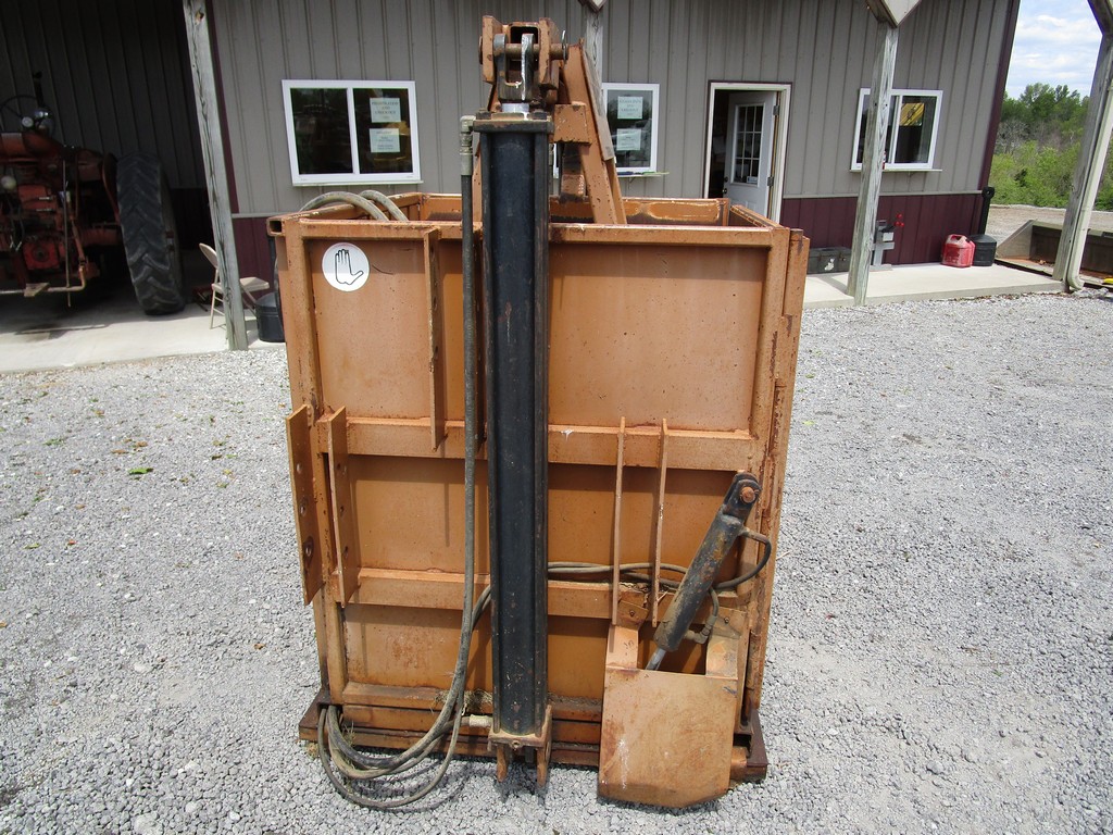 Taylor Bigfoot Tobacco Baler