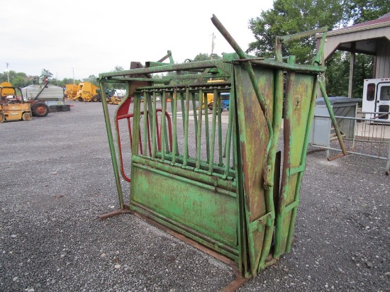 Green Cattle Chute