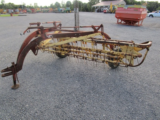 New Holland 256 Rake