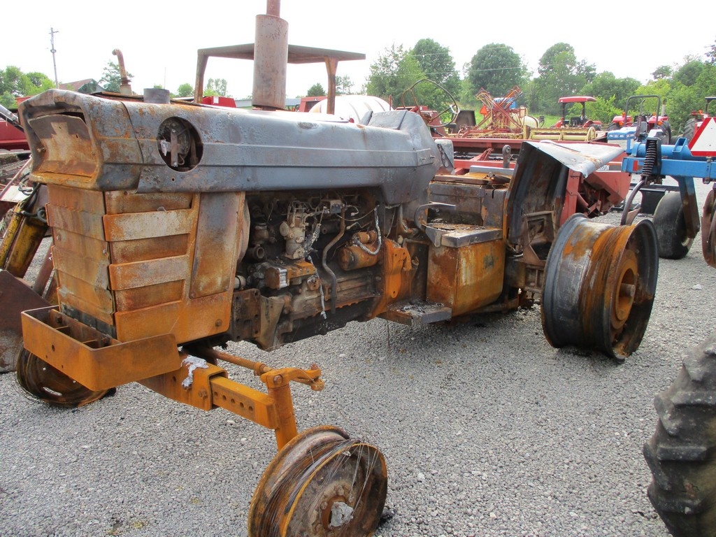 Mf 1100 Salvage Tractor Farm Machinery Implements Online Auctions Proxibid