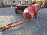 MF 124 Sq Baler