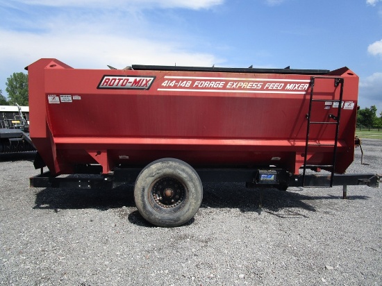 Roto-mix Feed Mixer
