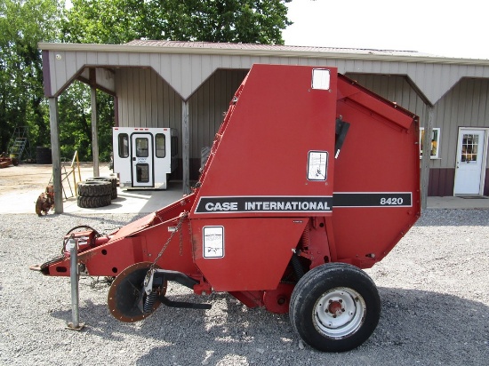 Case IH 8420  Baler