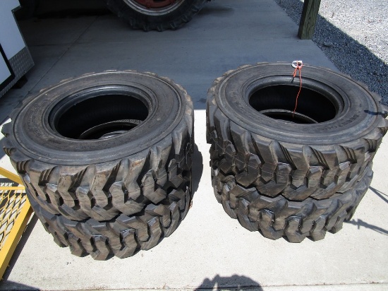 Deestone 12-16.5 Skid Tires