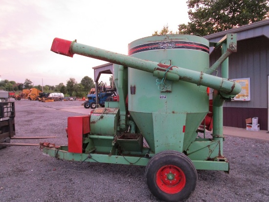 Owatonna 430 Grinder Mixer