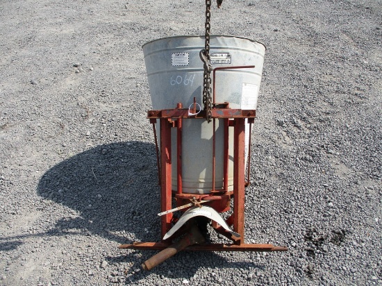 Herd F-160 3pt Seeder