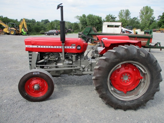 Massey Ferguson 135