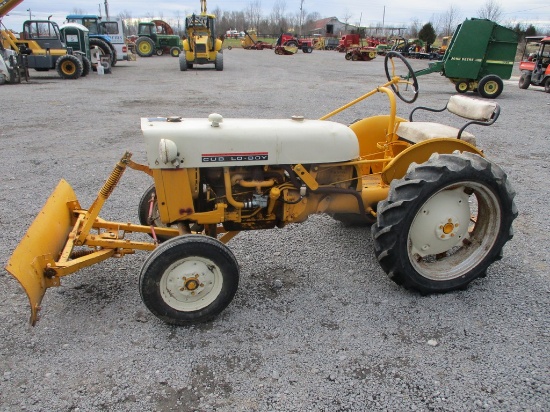 IH Cub Lo-Boy Tractor