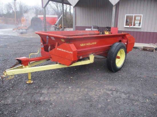 New Holland 213 Spreader