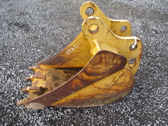 John Deere 18" Backhoe Bucket