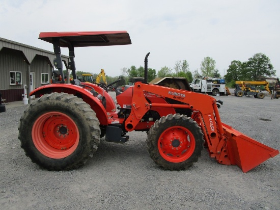 Kubota M704050 W/ Loader