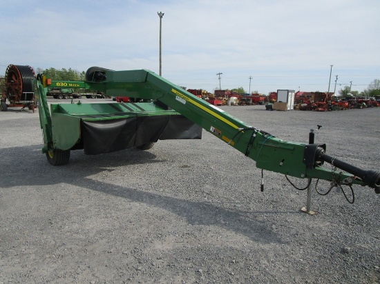 John Deere 830 MoCo Discbine