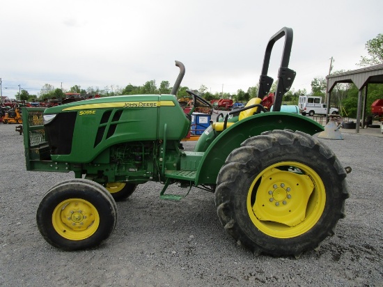 2015 John Deere 5055 E Tractor