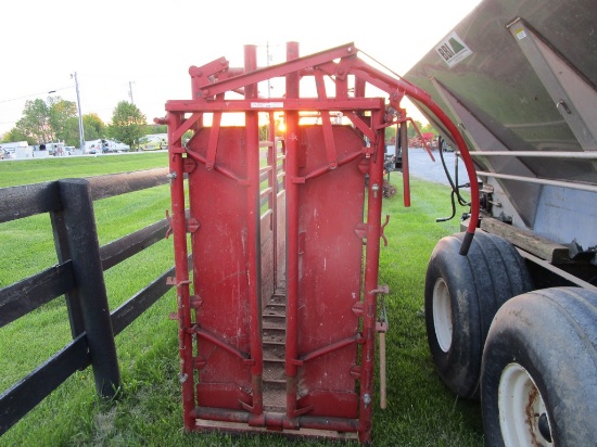 Palco Cattle Chute