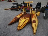 New Holland 824 Corn Head
