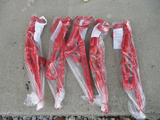 Red Chain Binders New