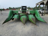 John Deere 444 Corn Head