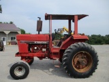 I H 786 Tractor