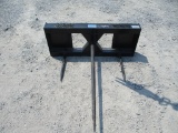 I A Skidsteer Bale Spear