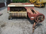 I H 430 Sq Baler