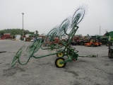 John Deere 702 V-Rake