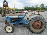 Ford 2000 Tractor