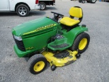 John Deere GT 235 Lawn Mower