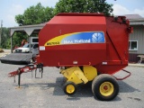New Holland BR7060 Baler