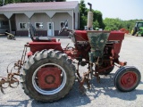 IH 274 W/ Cult & Side Dressor