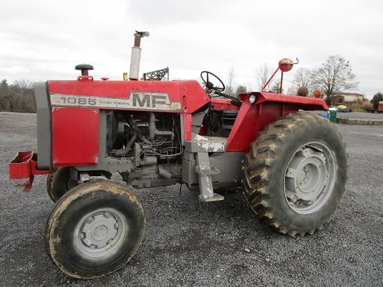 Massey Ferguson 1085 Tractor