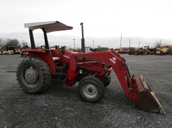 Massey Ferguson 363 w/MF 832 Loader