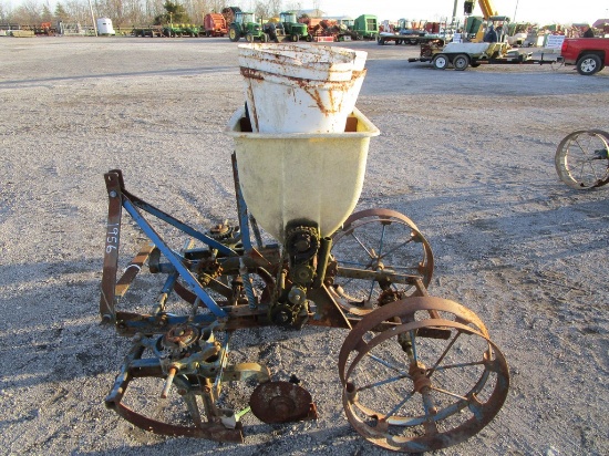 Ford 309 Planter